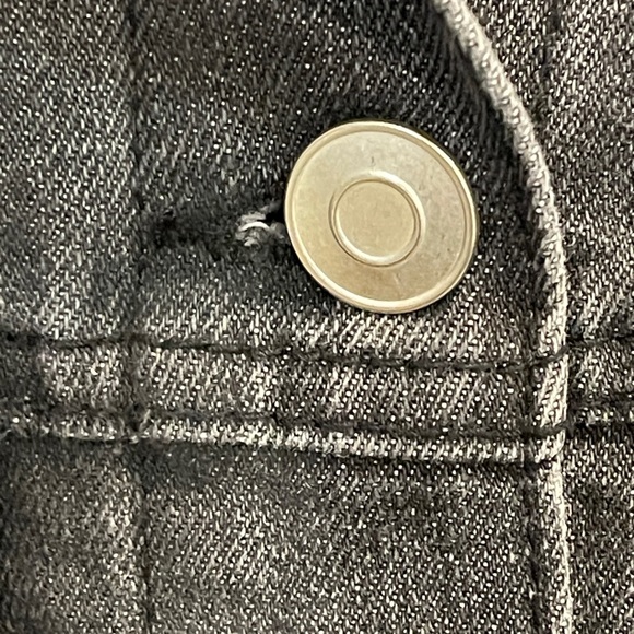 Vintage and Casual Forever 21 Black Denim Jacket - Picture 5 of 9